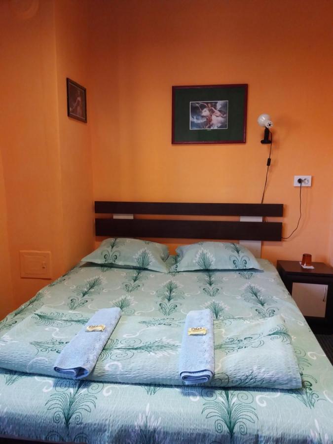 Стаи За Гости Ореха Троян Private Rooms Oreha エクステリア 写真