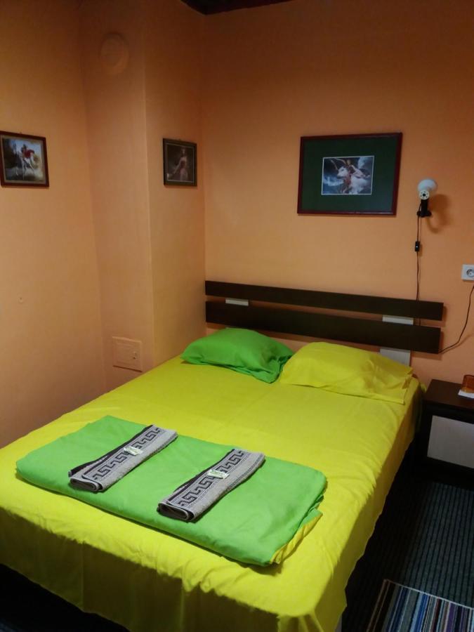 Стаи За Гости Ореха Троян Private Rooms Oreha エクステリア 写真